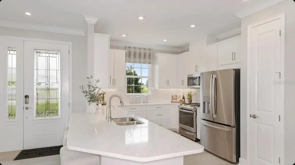 7536 Moonbeam Avenue Sarasota FL 34241