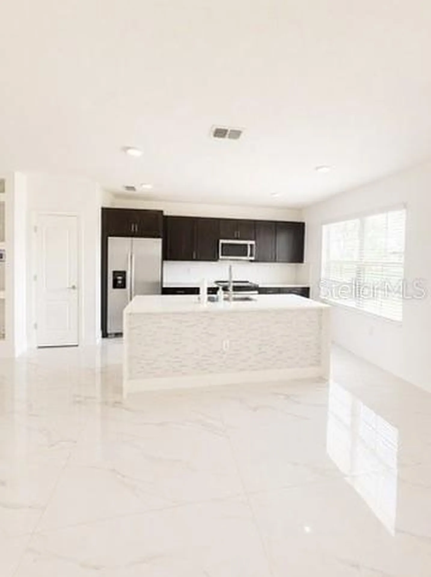 1562 Carbondale Row Kissimmee FL 34744