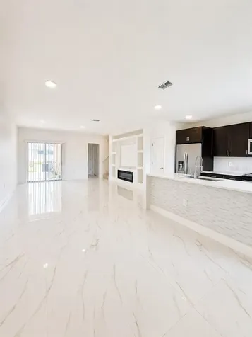 1562 Carbondale Row Kissimmee FL 34744