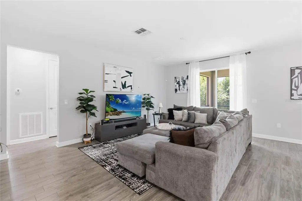 472 Brunswick Drive Davenport FL 33837