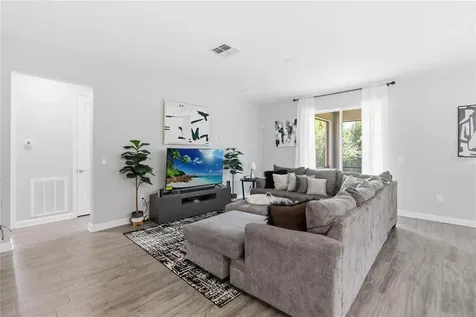 472 Brunswick Drive Davenport FL 33837