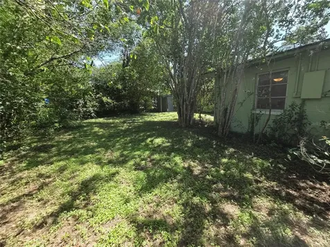 725 NW 33rd Avenue Gainesville FL 32609