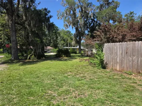 725 NW 33rd Avenue Gainesville FL 32609