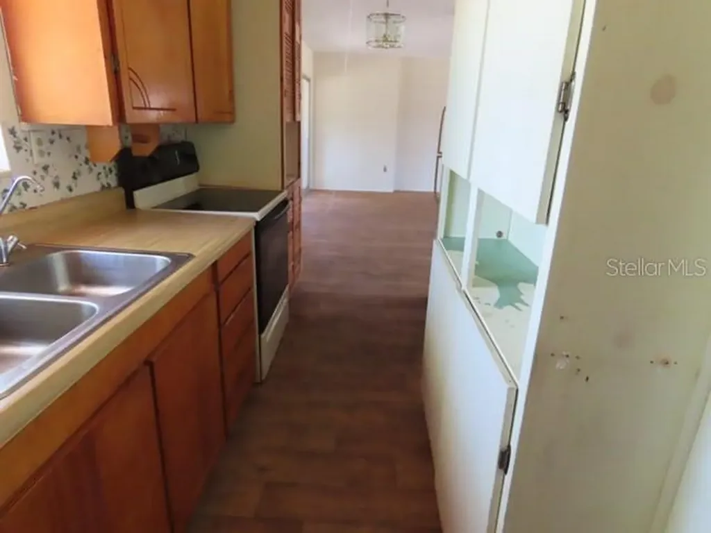 2447 Foster Lane Sarasota FL 34239