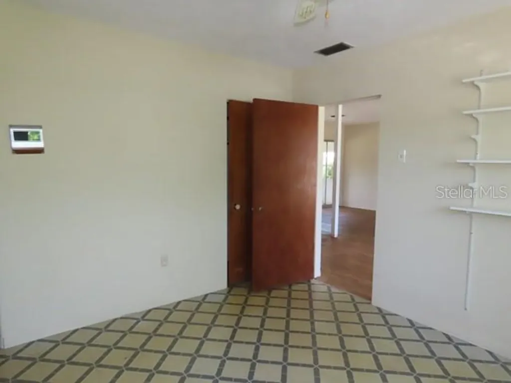 2447 Foster Lane Sarasota FL 34239