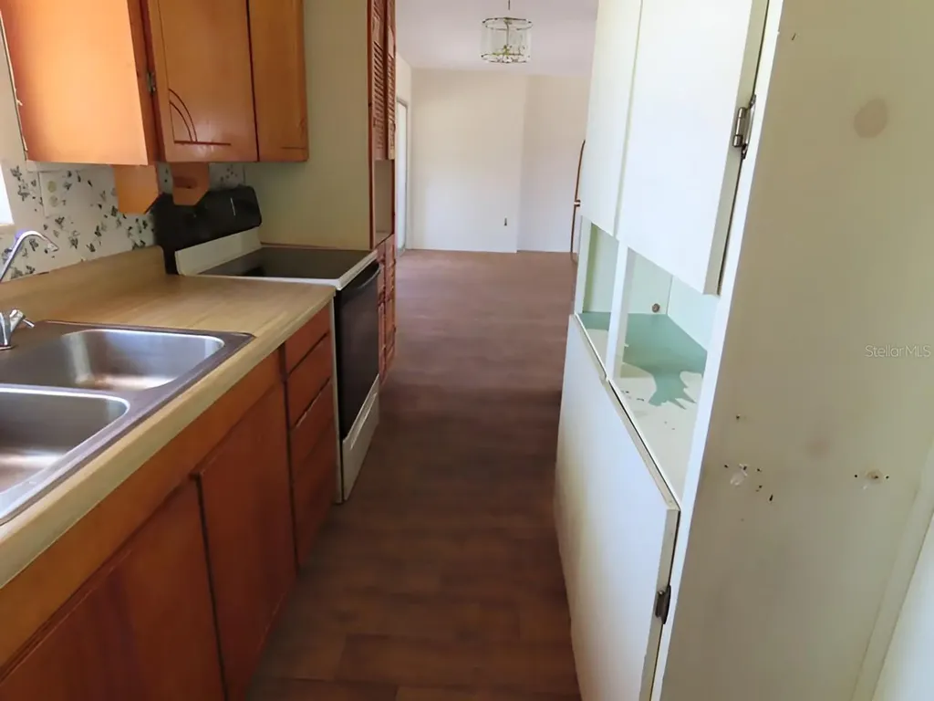 2447 Foster Lane Sarasota FL 34239