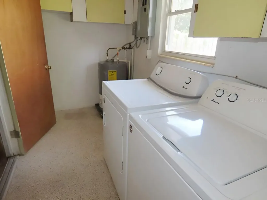 2447 Foster Lane Sarasota FL 34239