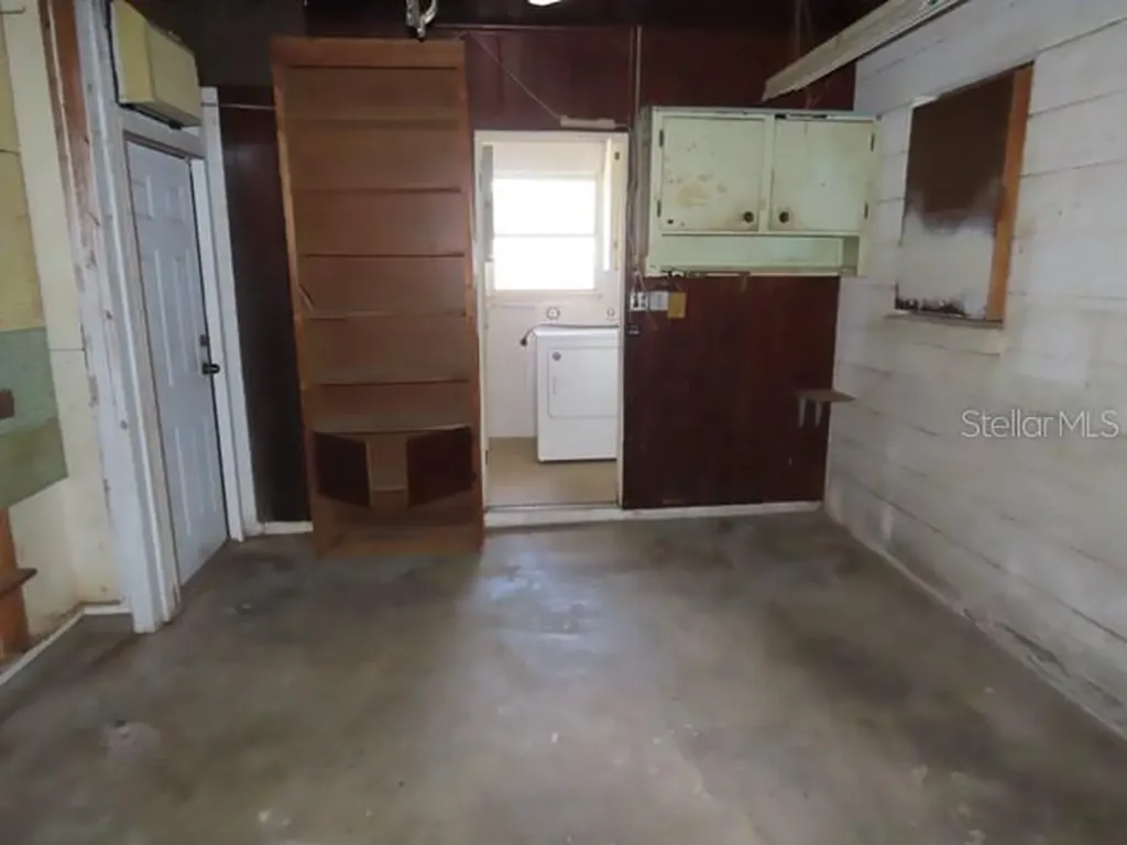2447 Foster Lane Sarasota FL 34239