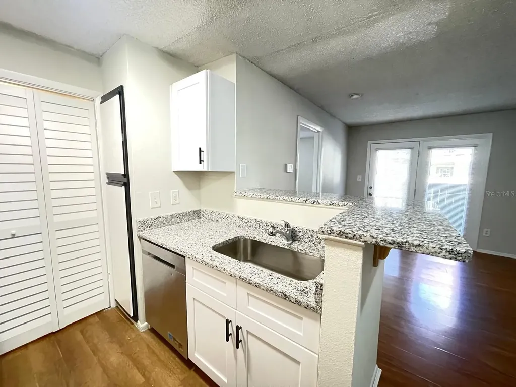 238 Afton Square Altamonte Springs FL 32714