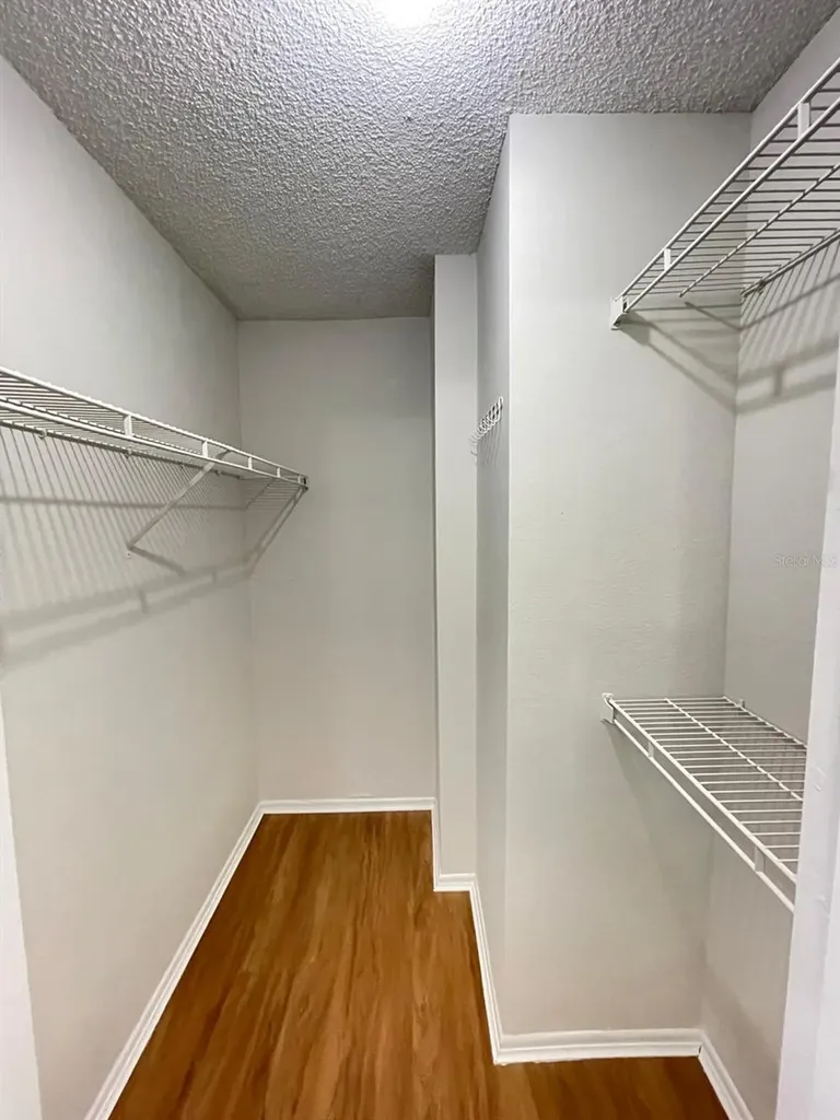 238 Afton Square Altamonte Springs FL 32714