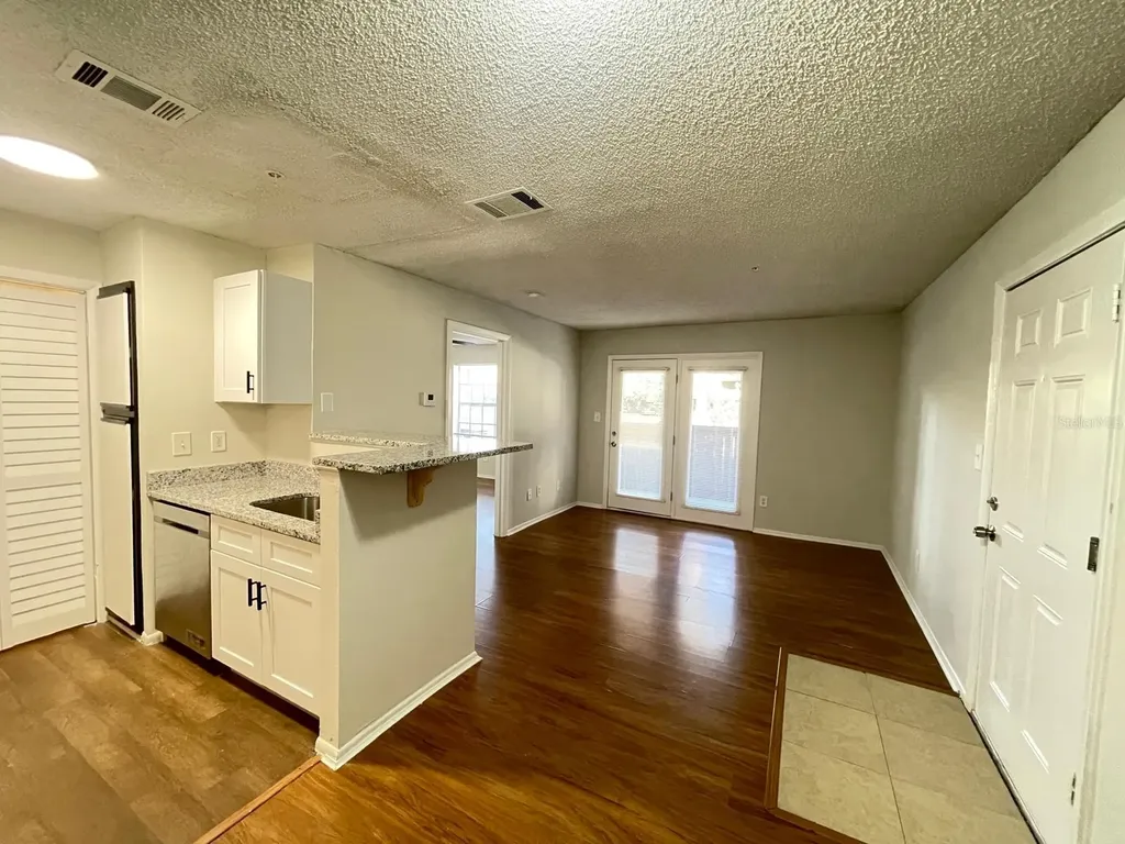 238 Afton Square Altamonte Springs FL 32714