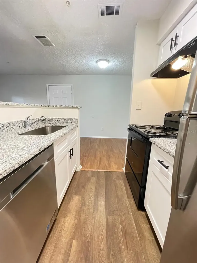 238 Afton Square Altamonte Springs FL 32714
