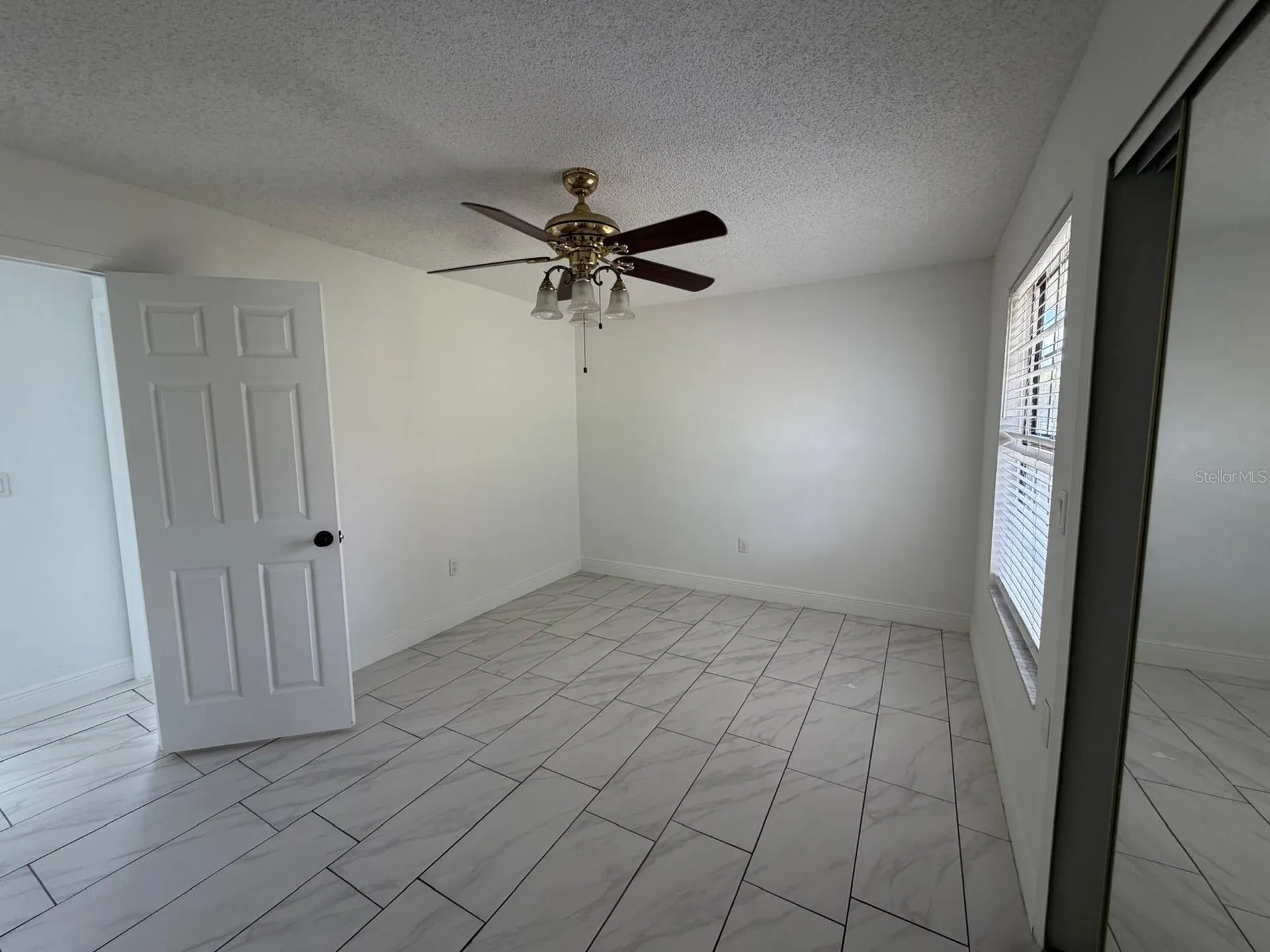 2356 Royale Oaks Boulevard Kissimmee FL 34744