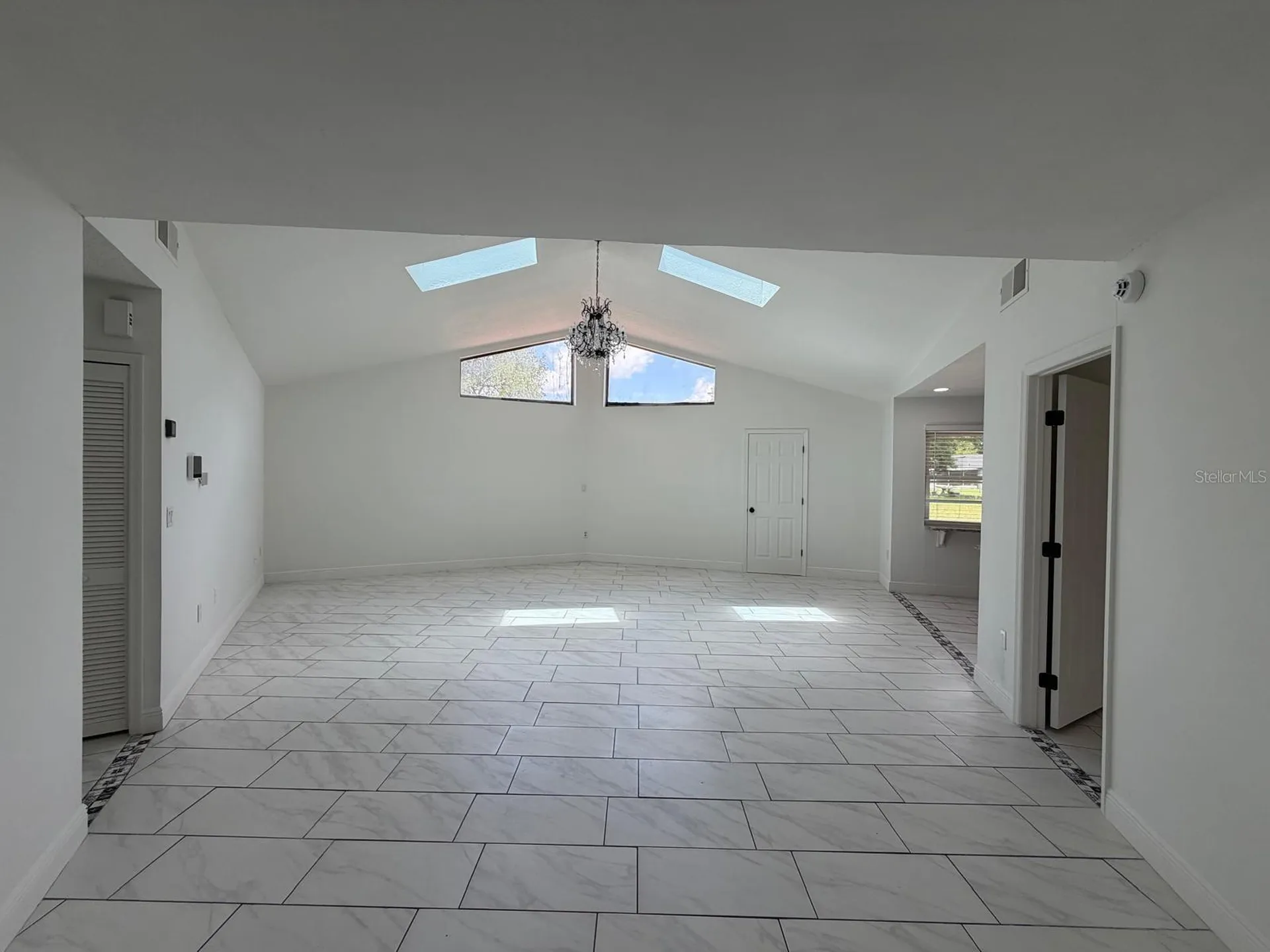 2356 Royale Oaks Boulevard Kissimmee FL 34744