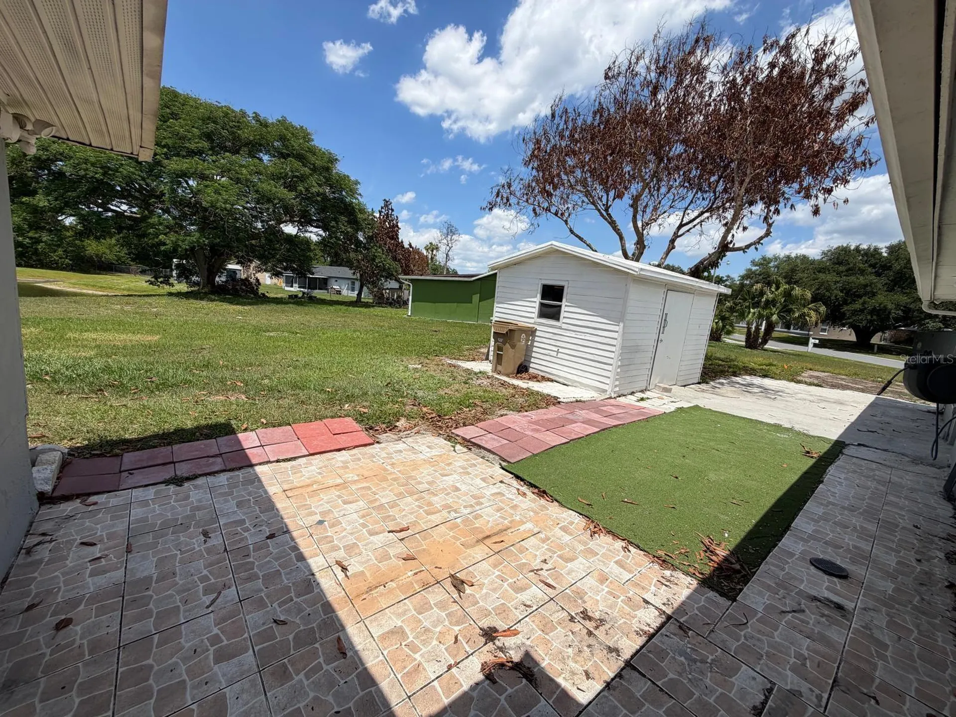 2356 Royale Oaks Boulevard Kissimmee FL 34744