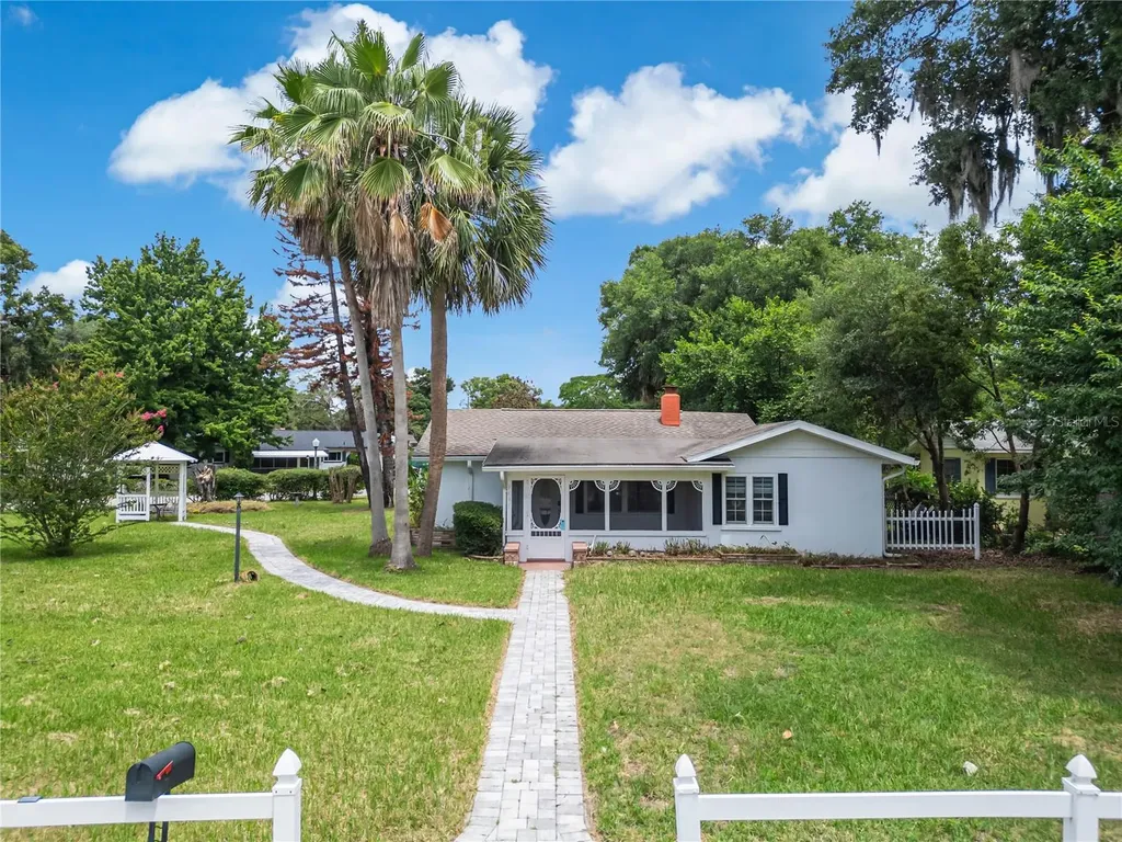 1635 Gertrude Place Mount Dora FL 32757