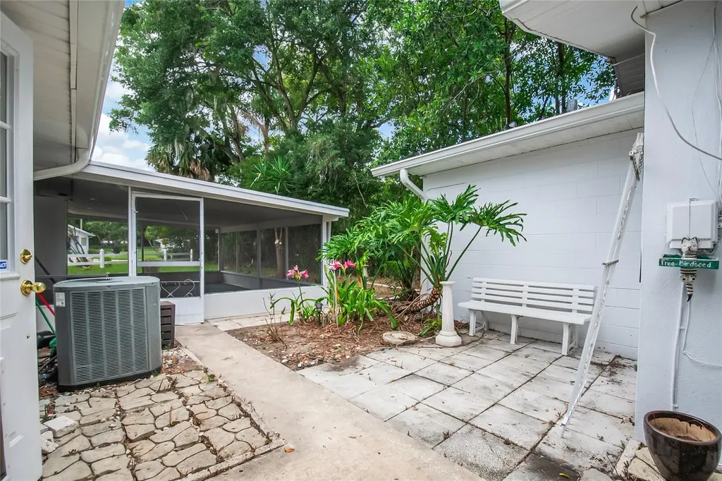 1635 Gertrude Place Mount Dora FL 32757