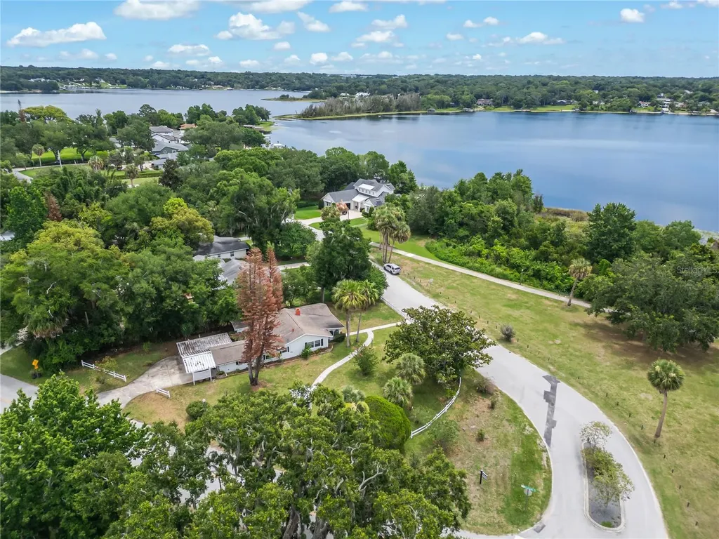 1635 Gertrude Place Mount Dora FL 32757