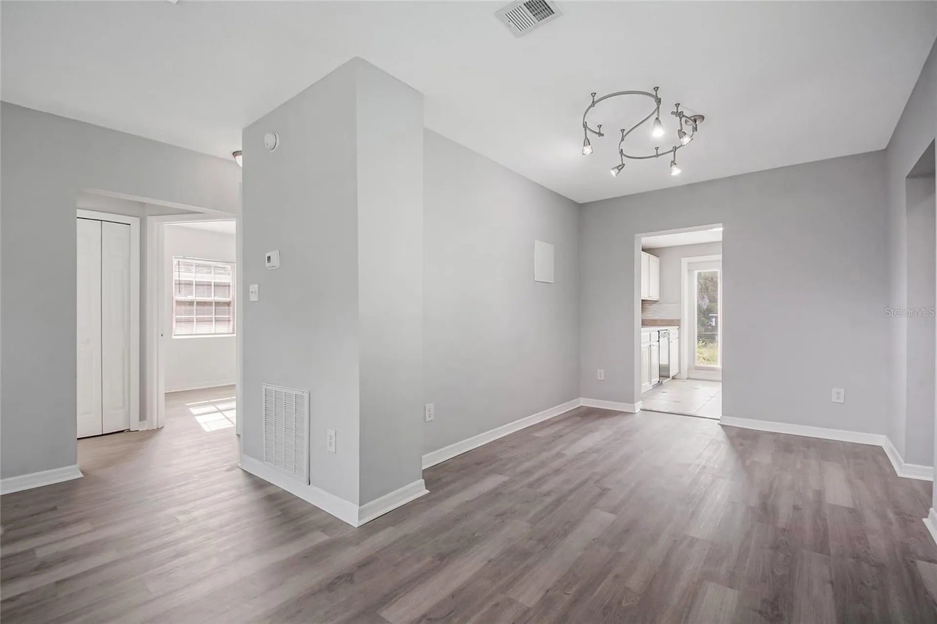 735 Alton Avenue Orlando FL 32804