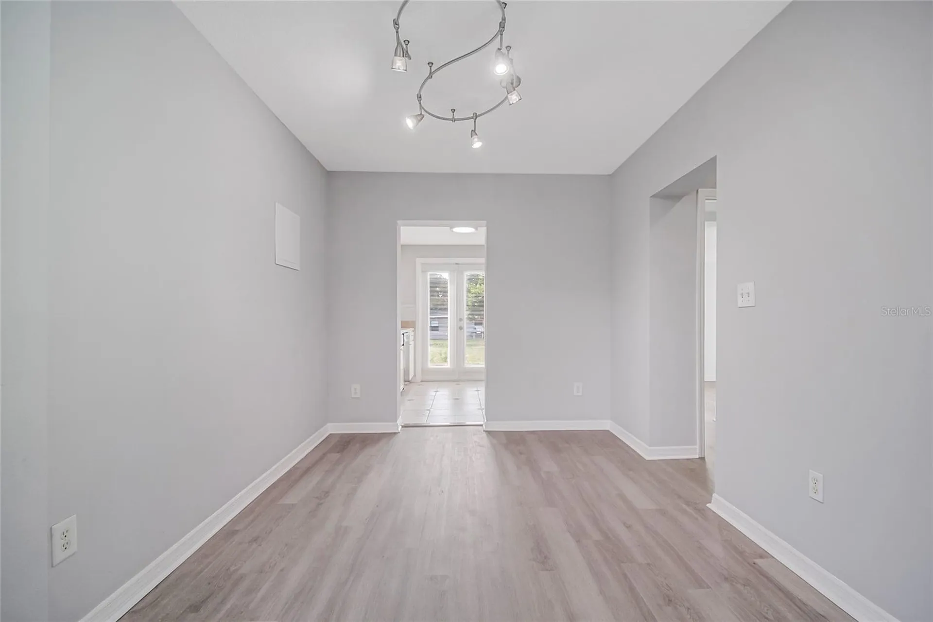 735 Alton Avenue Orlando FL 32804