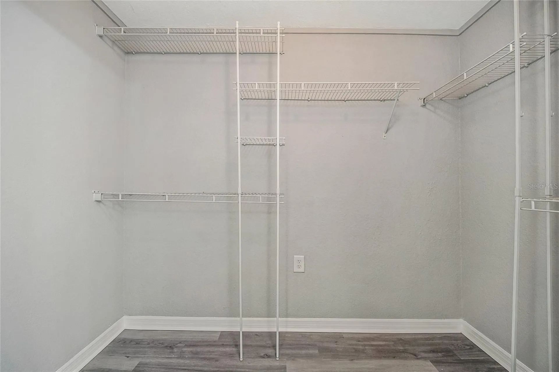 735 Alton Avenue Orlando FL 32804