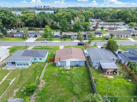 735 Alton Avenue Orlando FL 32804