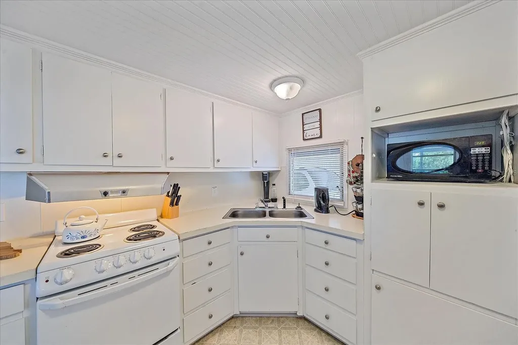 1100 University Parkway Sarasota FL 34234