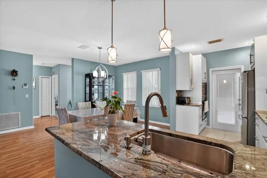 707 Cypress Park Avenue Tarpon Springs FL 34689