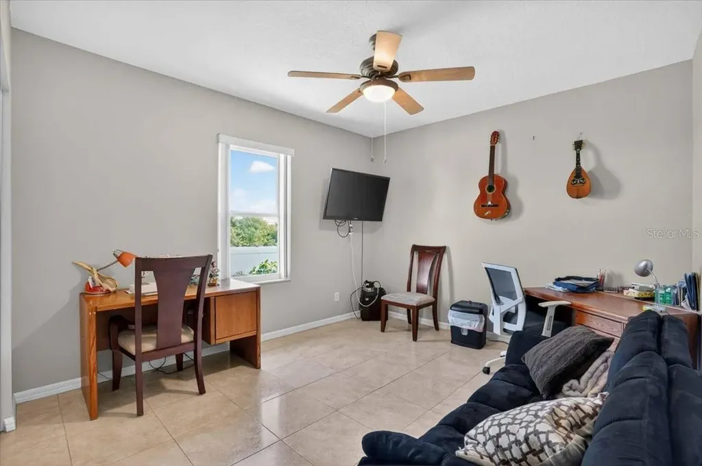 707 Cypress Park Avenue Tarpon Springs FL 34689