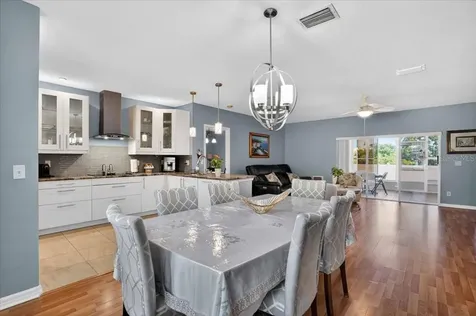 707 Cypress Park Avenue Tarpon Springs FL 34689