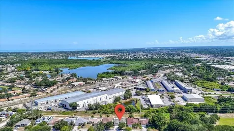 707 Cypress Park Avenue Tarpon Springs FL 34689