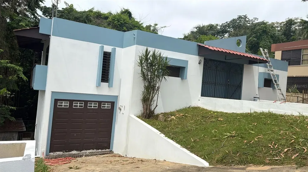 #110 Calle Sierra Morena Urb. Miradero Hills Mayaguez PR 00682