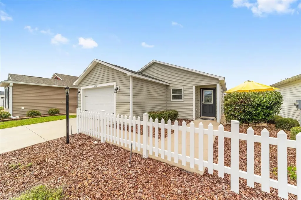 6082 Budny Avenue The Villages FL 32163