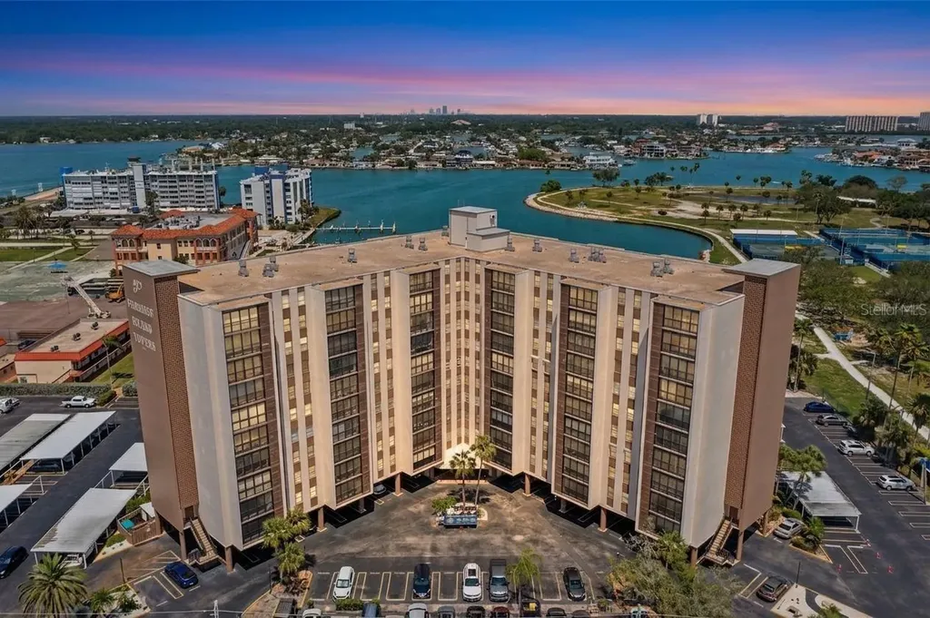 10355 Paradise Boulevard Treasure Island FL 33706