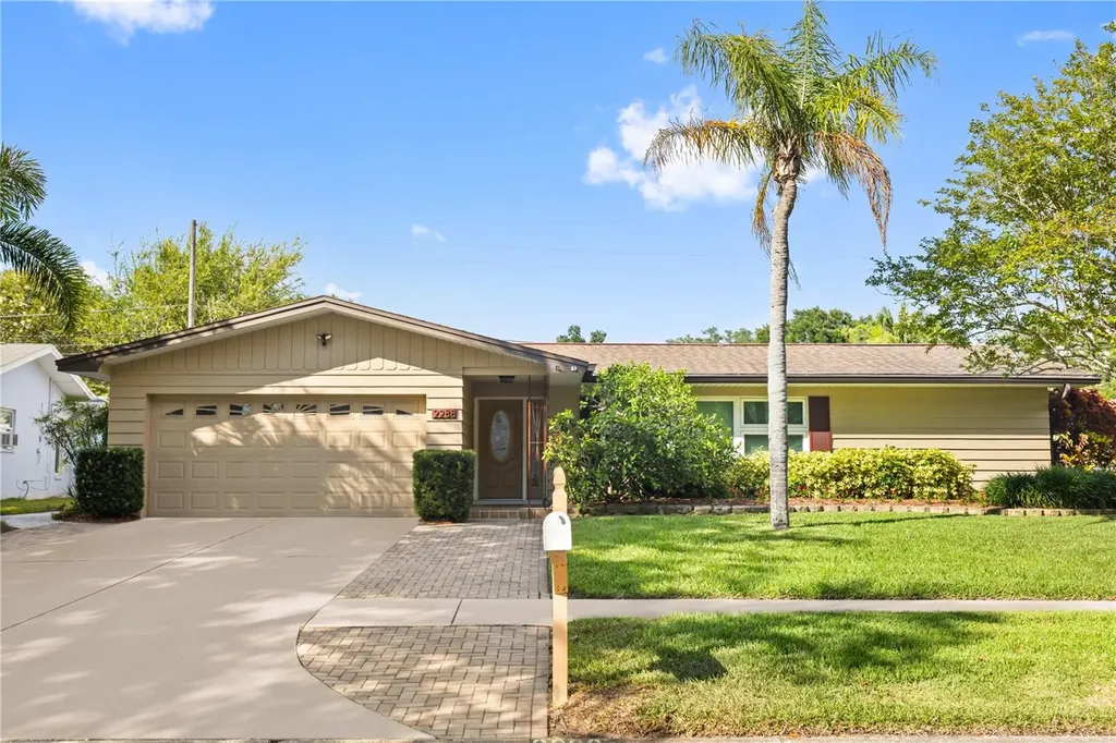 2288 Habersham Drive Clearwater FL 33764