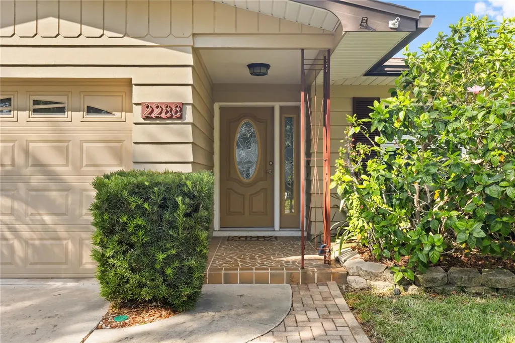 2288 Habersham Drive Clearwater FL 33764
