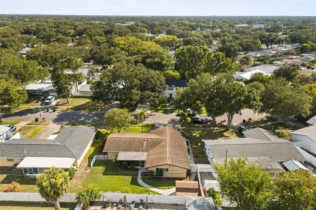 2288 Habersham Drive Clearwater FL 33764