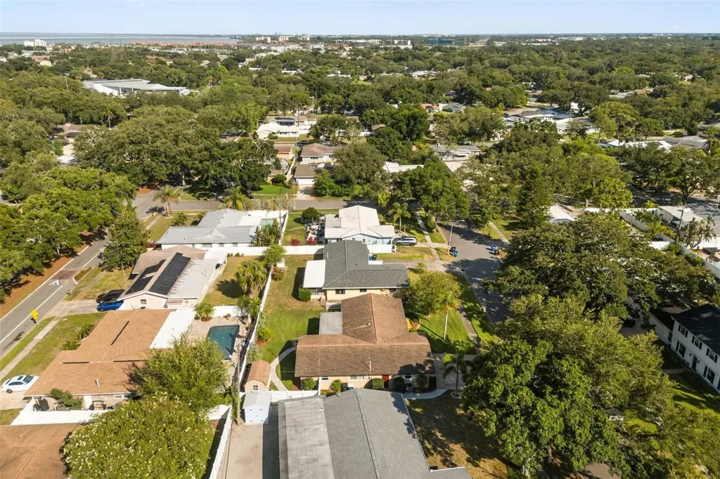 2288 Habersham Drive Clearwater FL 33764