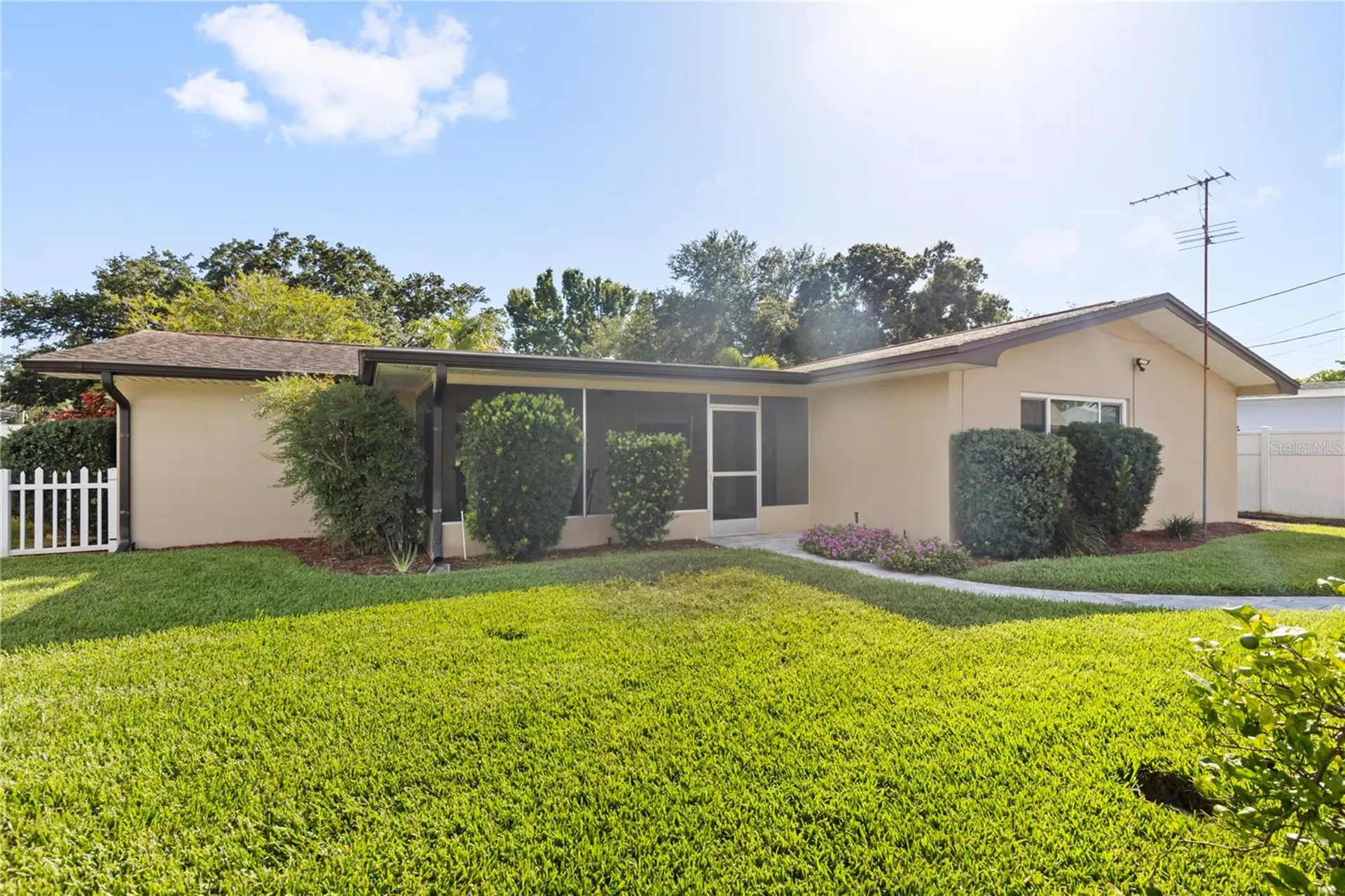 2288 Habersham Drive Clearwater FL 33764