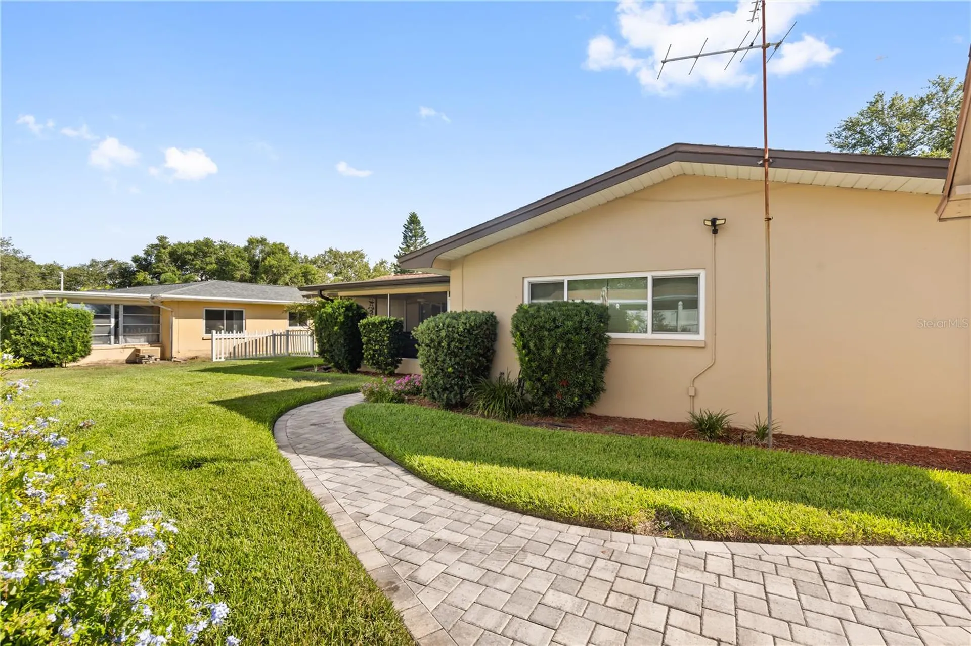 2288 Habersham Drive Clearwater FL 33764