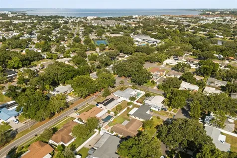 2288 Habersham Drive Clearwater FL 33764