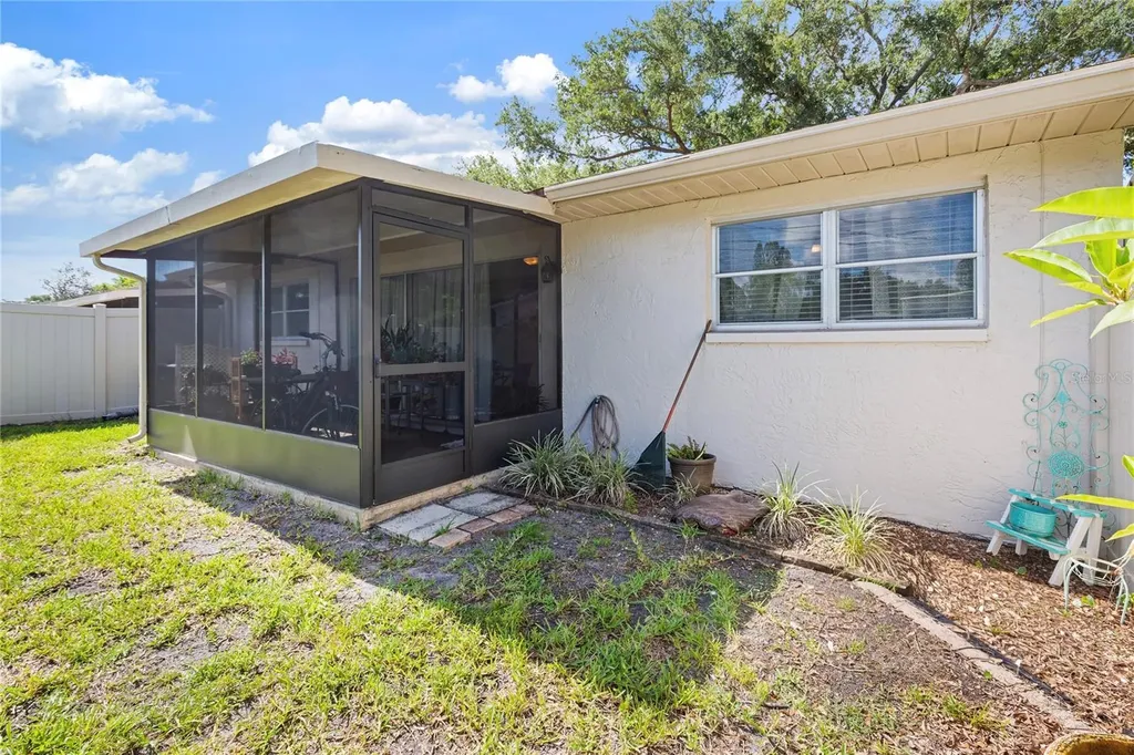 2220 Marshall Drive Dunedin FL 34698