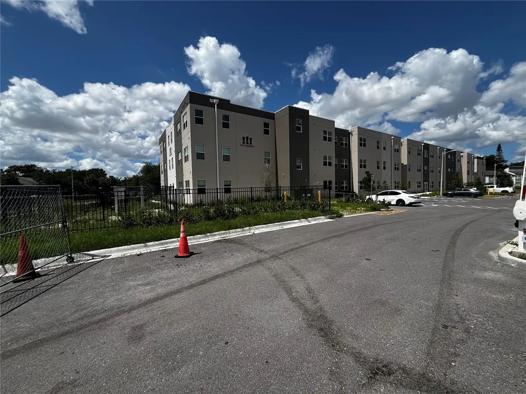 4424 S Texas Avenue Orlando FL 32839