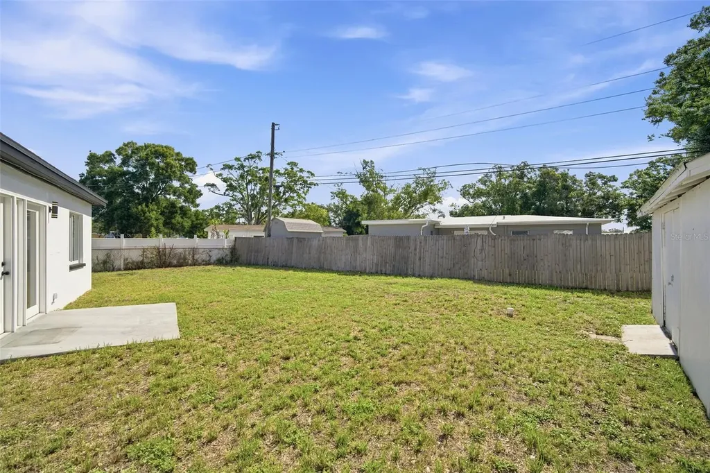 7017 20th Street N St Petersburg FL 33702