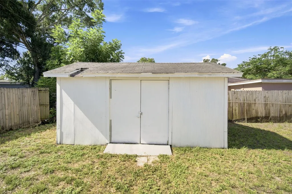 7017 20th Street N St Petersburg FL 33702