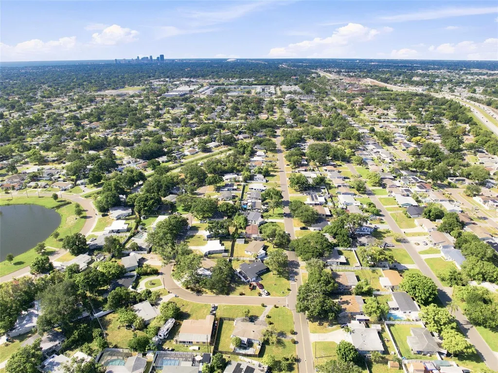 7017 20th Street N St Petersburg FL 33702
