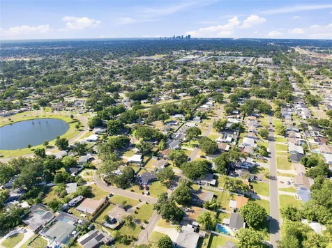 7017 20th Street N St Petersburg FL 33702