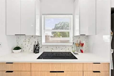 7017 20th Street N St Petersburg FL 33702
