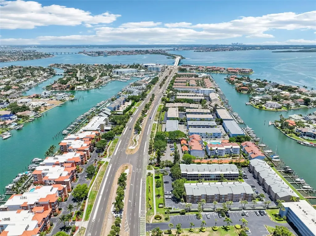 637 Pinellas Bayway Tierra Verde FL 33715