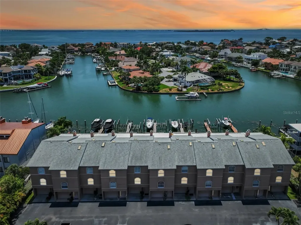 637 Pinellas Bayway Tierra Verde FL 33715